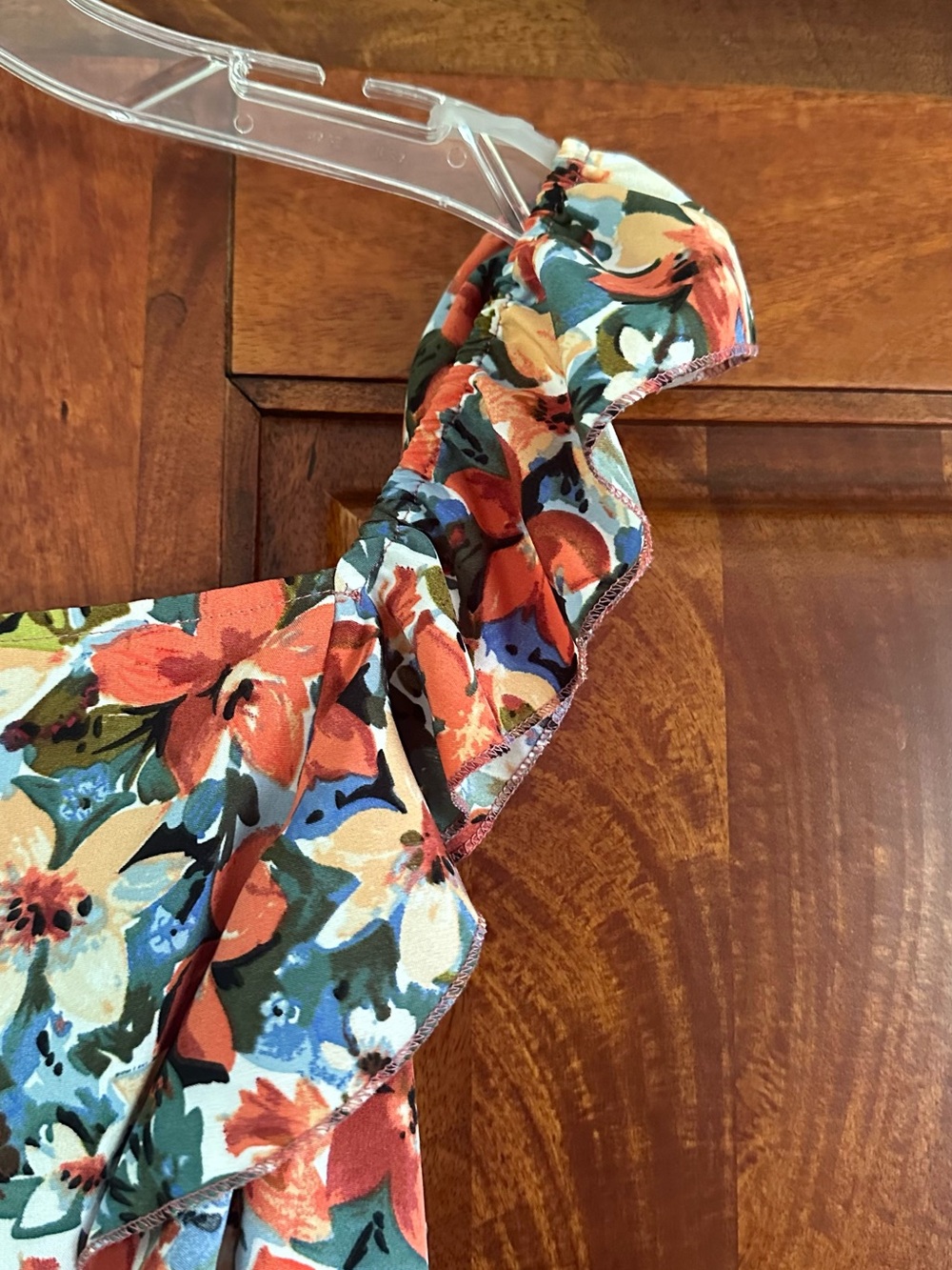 Women’s Floral Ruffle Romper (XL) - Picture 3 of 6